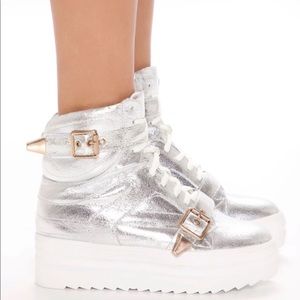 She’s A Rockstar Sneakers - Silver